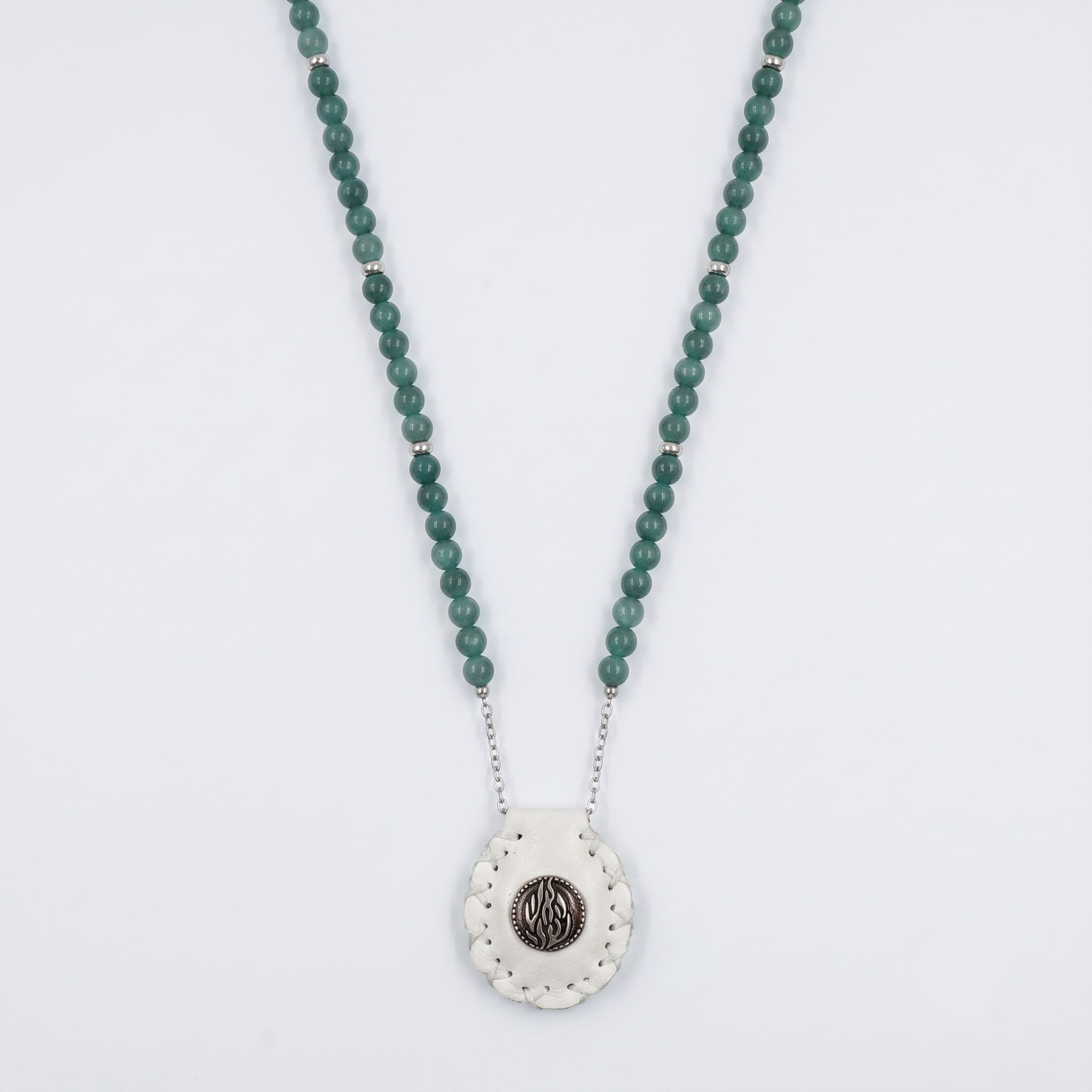 Petek | Sage Green and White